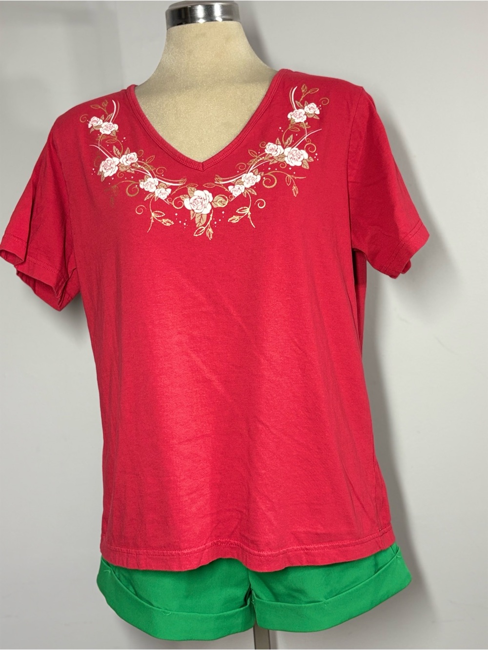 Women's Red V-Neck Short Sleeve Tee with White Floral Embroidery